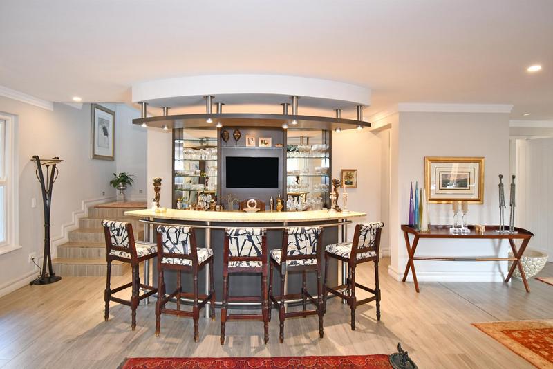 4 Bedroom Property for Sale in Hurlingham Gauteng
