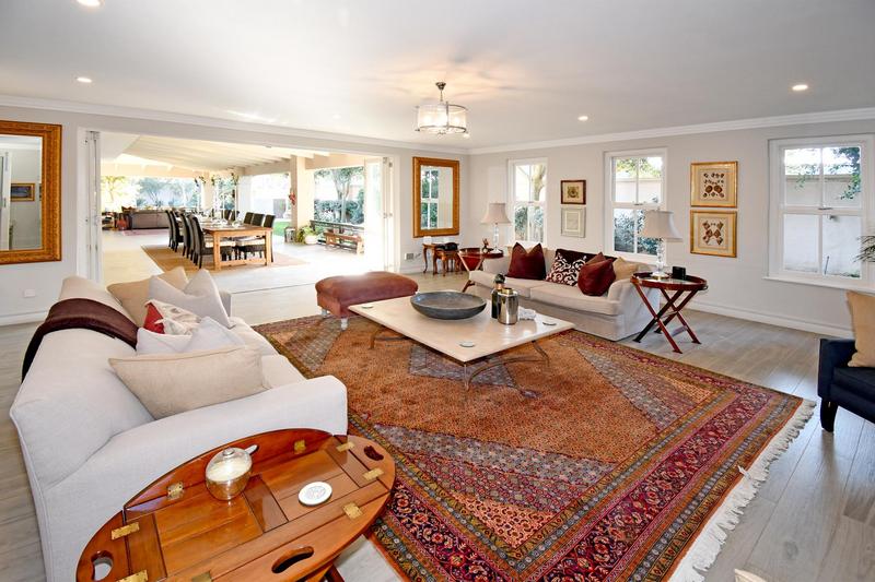4 Bedroom Property for Sale in Hurlingham Gauteng