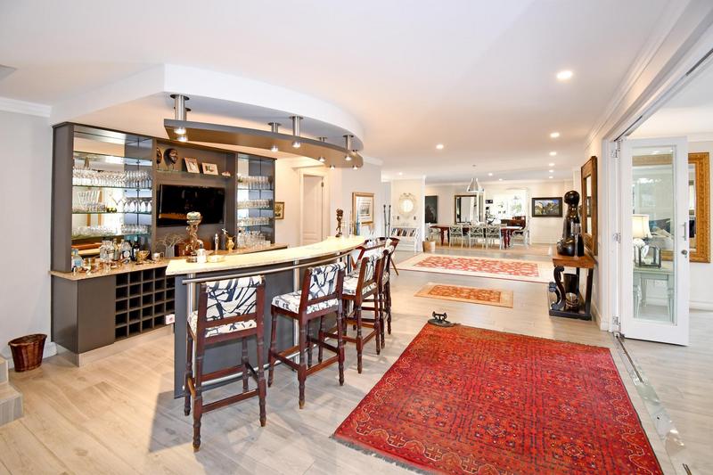 4 Bedroom Property for Sale in Hurlingham Gauteng