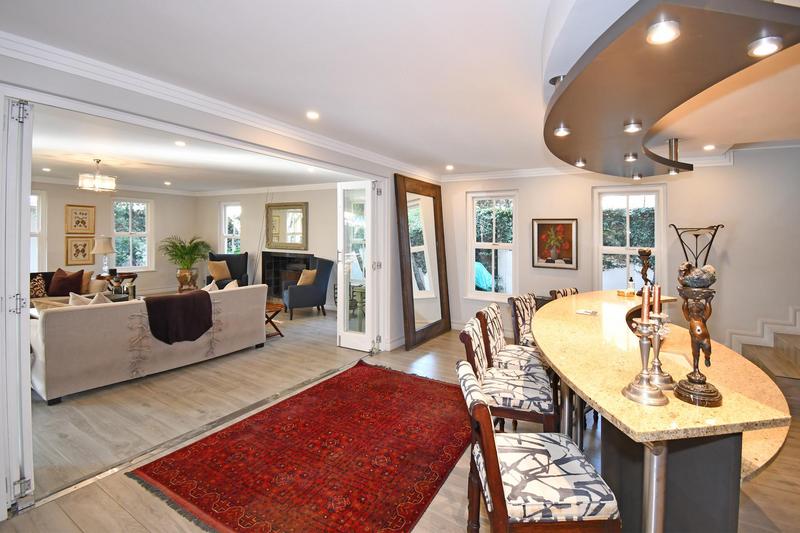 4 Bedroom Property for Sale in Hurlingham Gauteng