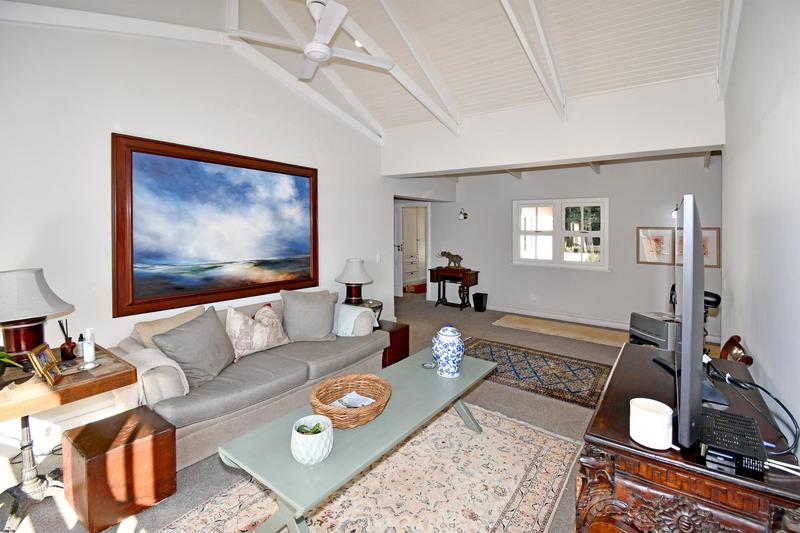 4 Bedroom Property for Sale in Hurlingham Gauteng