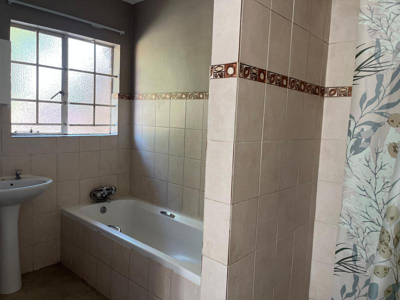 2 Bedroom Property for Sale in Equestria Gauteng