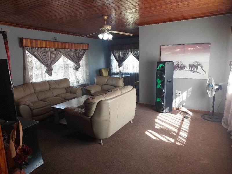 To Let 4 Bedroom Property for Rent in Elsburg Gauteng