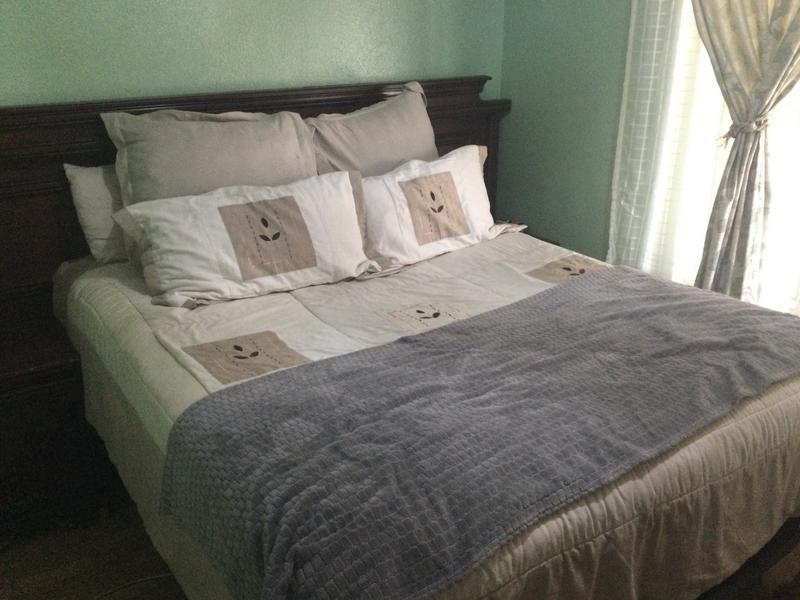 2 Bedroom Property for Sale in Alexandra Gauteng