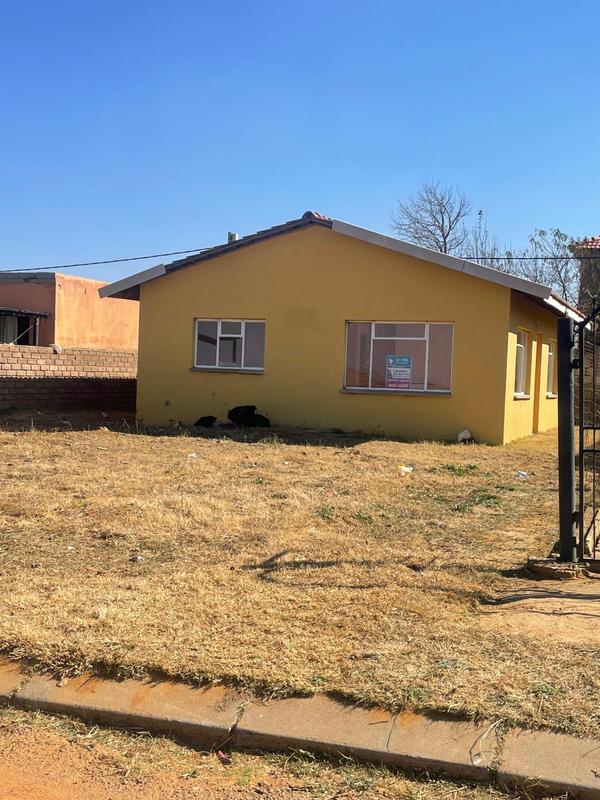 2 Bedroom Property for Sale in Randfontein Gauteng