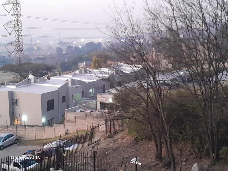 To Let 2 Bedroom Property for Rent in Sunnyrock Gauteng