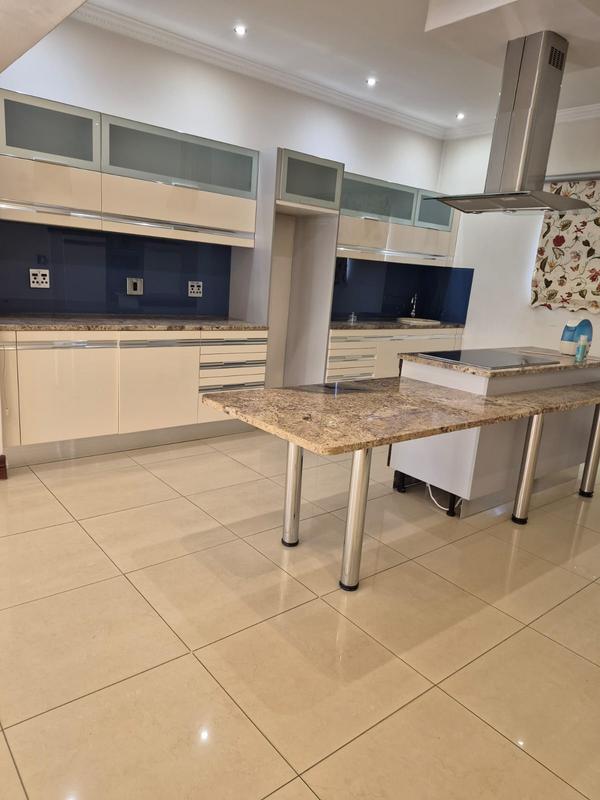 5 Bedroom Property for Sale in Raslouw Gauteng