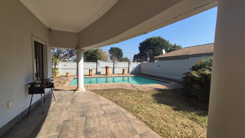 5 Bedroom Property for Sale in Raslouw Gauteng