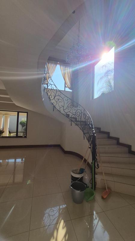 5 Bedroom Property for Sale in Raslouw Gauteng