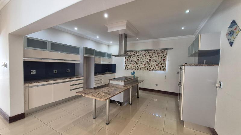 5 Bedroom Property for Sale in Raslouw Gauteng
