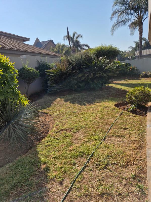 5 Bedroom Property for Sale in Raslouw Gauteng