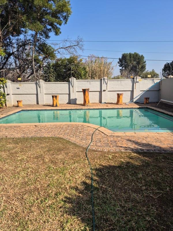 5 Bedroom Property for Sale in Raslouw Gauteng