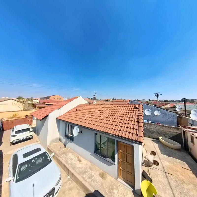 2 Bedroom Property for Sale in Ebony Park Gauteng