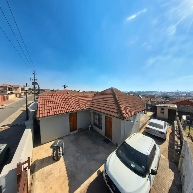 2 Bedroom Property for Sale in Ebony Park Gauteng