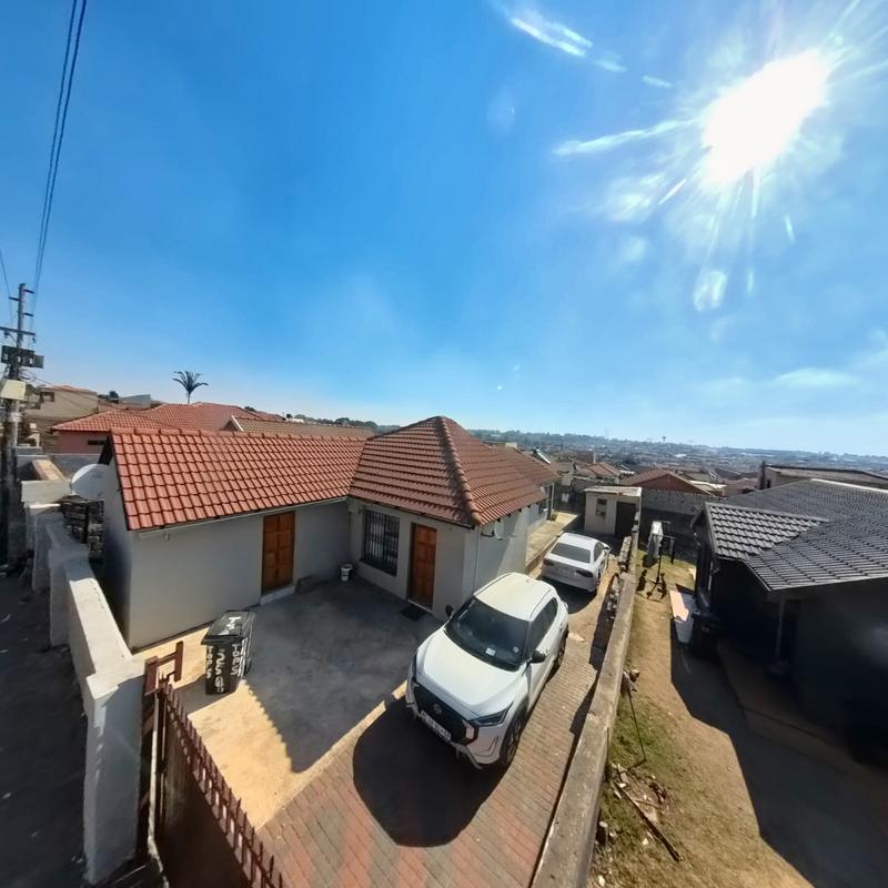 2 Bedroom Property for Sale in Ebony Park Gauteng
