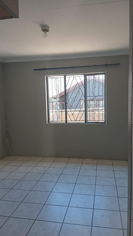 2 Bedroom Property for Sale in Ebony Park Gauteng