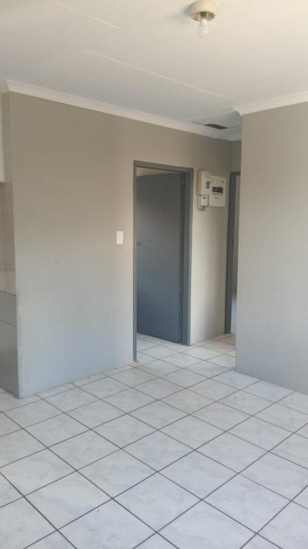 2 Bedroom Property for Sale in Ebony Park Gauteng