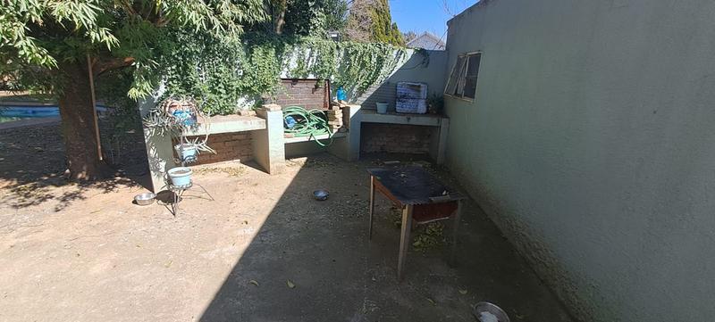To Let 3 Bedroom Property for Rent in Krugersrus Gauteng