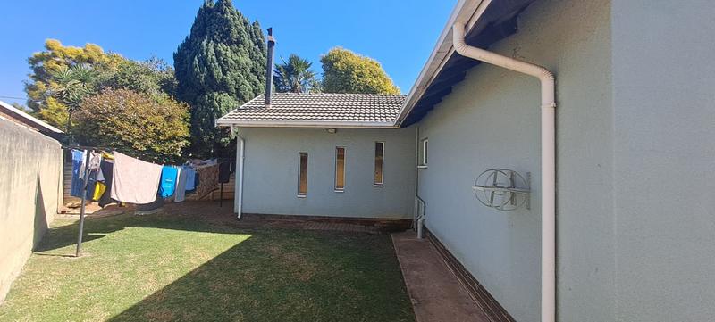 3 Bedroom Property for Sale in Krugersrus Gauteng