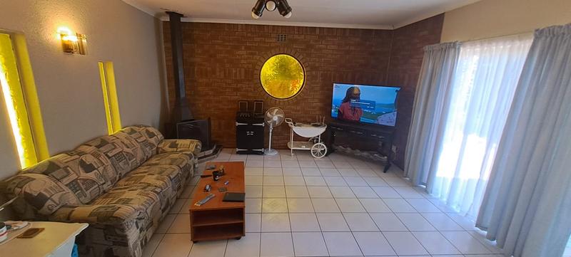 3 Bedroom Property for Sale in Krugersrus Gauteng