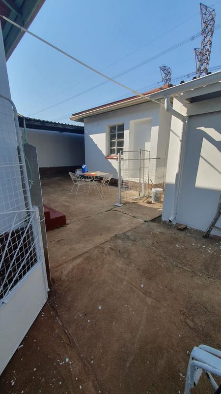 2 Bedroom Property for Sale in Wychwood Gauteng
