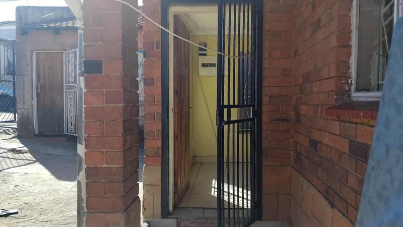 To Let 3 Bedroom Property for Rent in Riverlea Gauteng