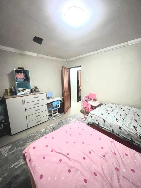 3 Bedroom Property for Sale in Emdeni Gauteng