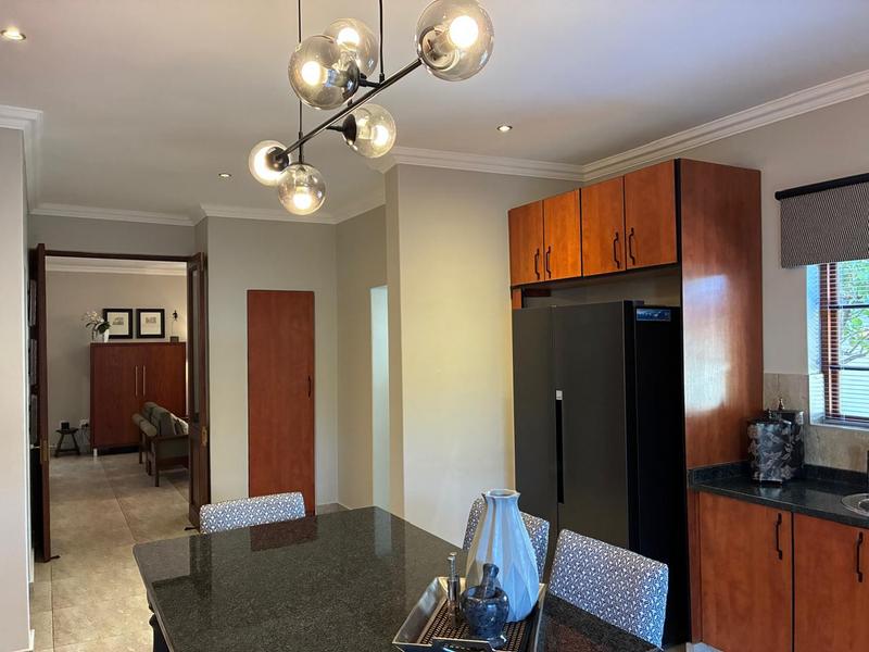 To Let 2 Bedroom Property for Rent in Waterkloof Ridge Gauteng