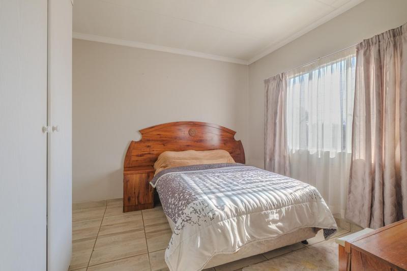 2 Bedroom Property for Sale in Vorna Valley Gauteng