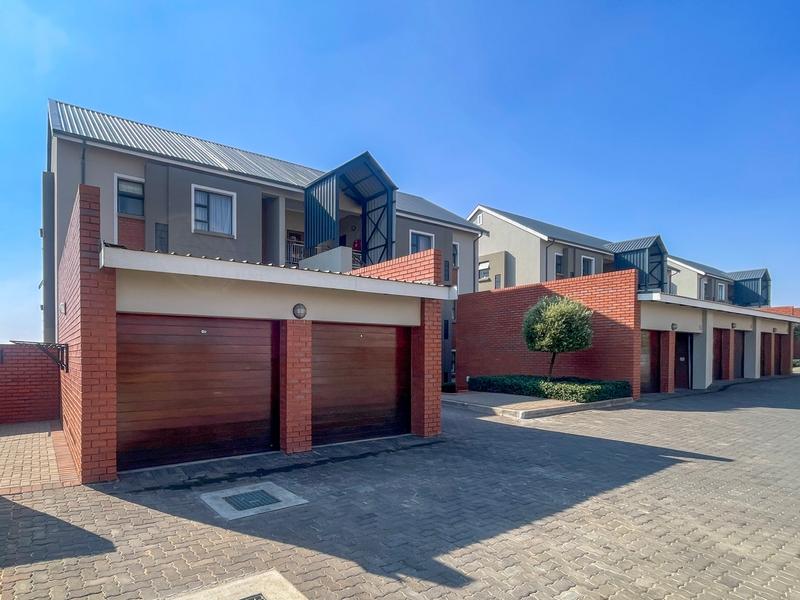 2 Bedroom Property for Sale in Golden Fields Estate Gauteng