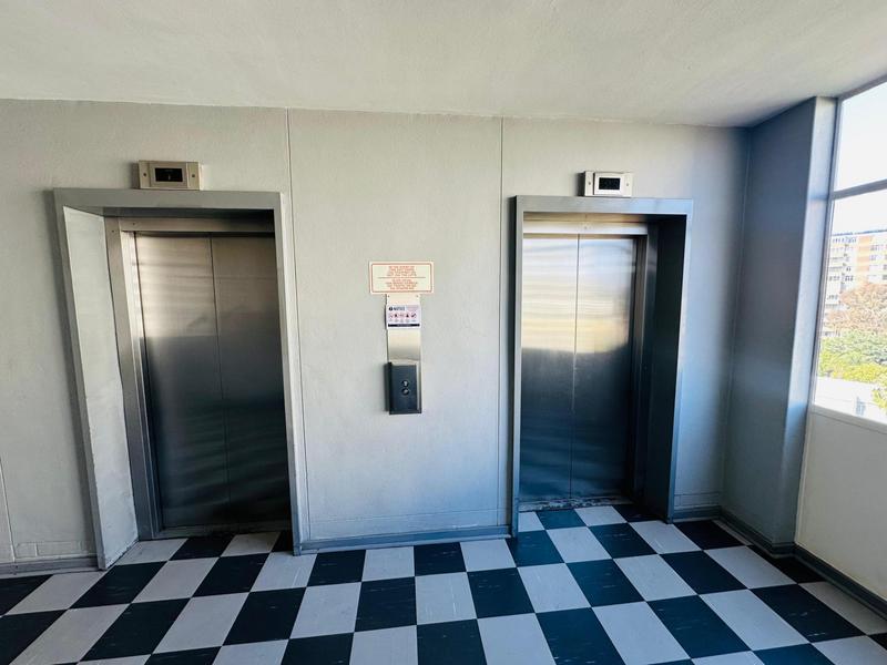 1 Bedroom Property for Sale in Bedfordview Gauteng