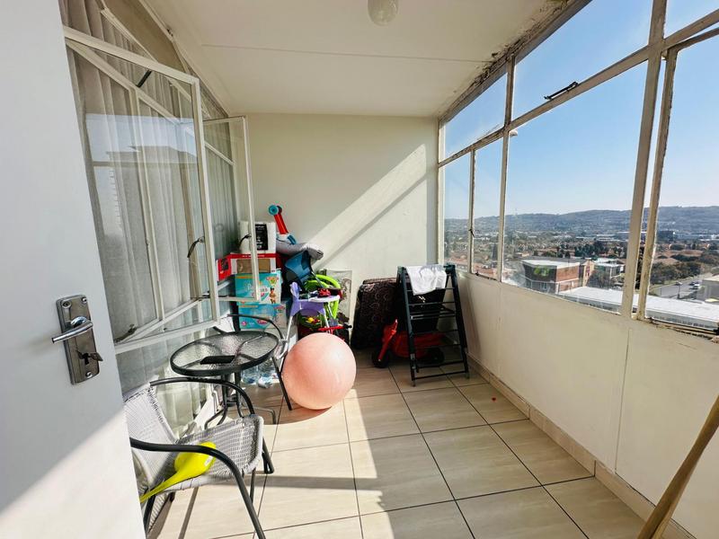 1 Bedroom Property for Sale in Bedfordview Gauteng