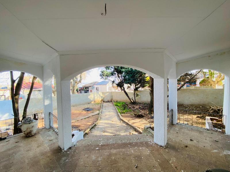 5 Bedroom Property for Sale in Jeppestown Gauteng