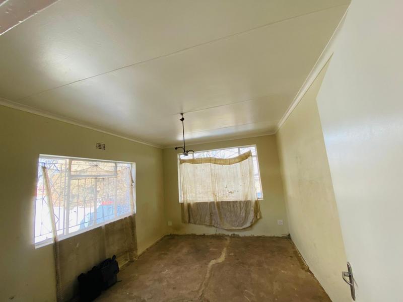 5 Bedroom Property for Sale in Jeppestown Gauteng