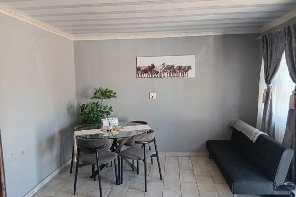 5 Bedroom Property for Sale in Vosloorus Ext 20 Gauteng