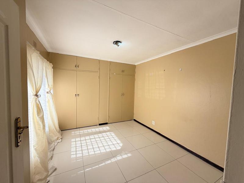 To Let 3 Bedroom Property for Rent in Birch Acres Gauteng