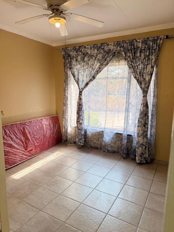 To Let 3 Bedroom Property for Rent in Birch Acres Gauteng