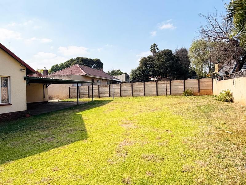 To Let 3 Bedroom Property for Rent in Birch Acres Gauteng