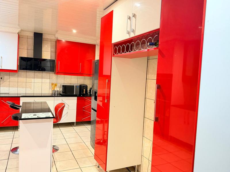 To Let 3 Bedroom Property for Rent in Birch Acres Gauteng