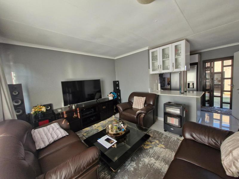 3 Bedroom Property for Sale in Terenure Gauteng