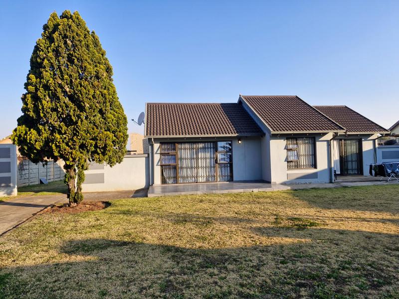 3 Bedroom Property for Sale in Terenure Gauteng
