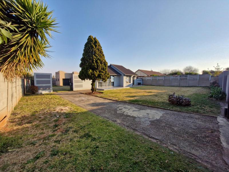 3 Bedroom Property for Sale in Terenure Gauteng