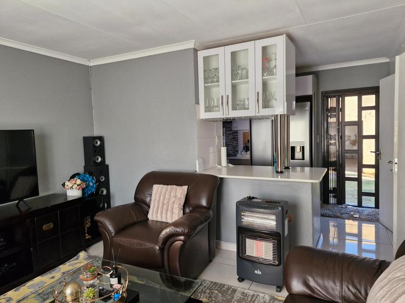 3 Bedroom Property for Sale in Terenure Gauteng