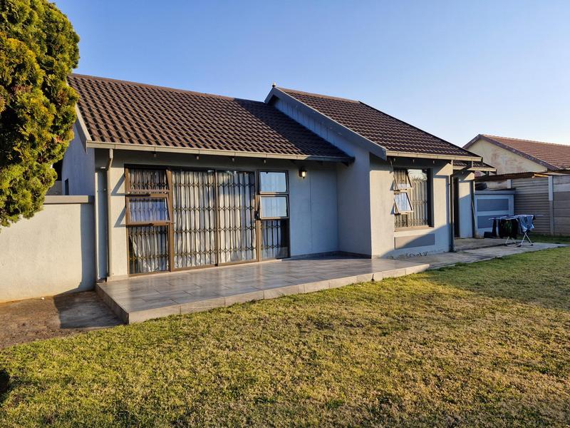 3 Bedroom Property for Sale in Terenure Gauteng