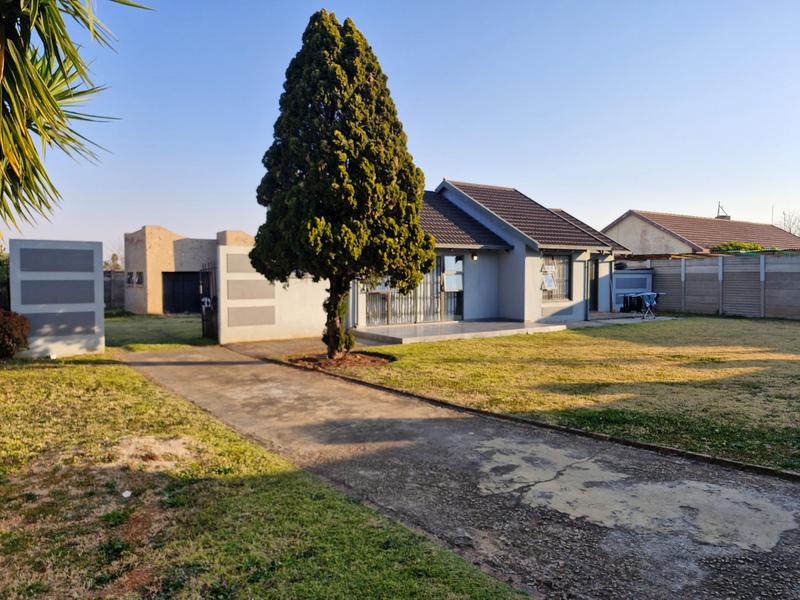 3 Bedroom Property for Sale in Terenure Gauteng