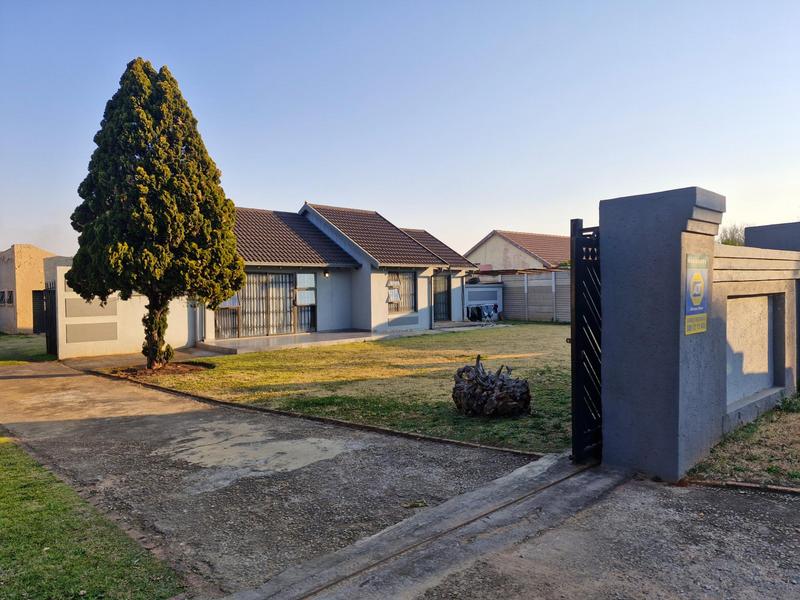 3 Bedroom Property for Sale in Terenure Gauteng