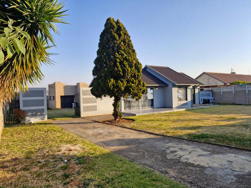 3 Bedroom Property for Sale in Terenure Gauteng