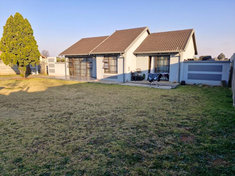 3 Bedroom Property for Sale in Terenure Gauteng