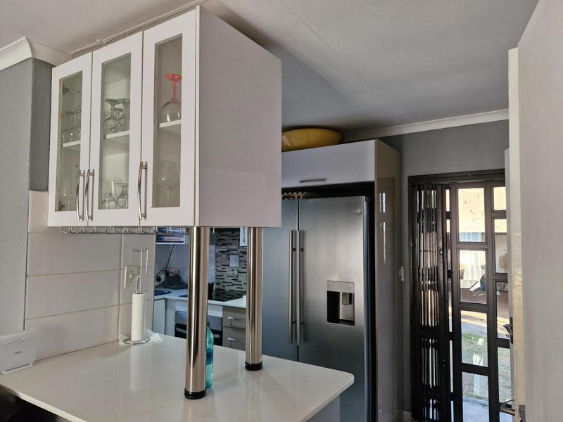 3 Bedroom Property for Sale in Terenure Gauteng