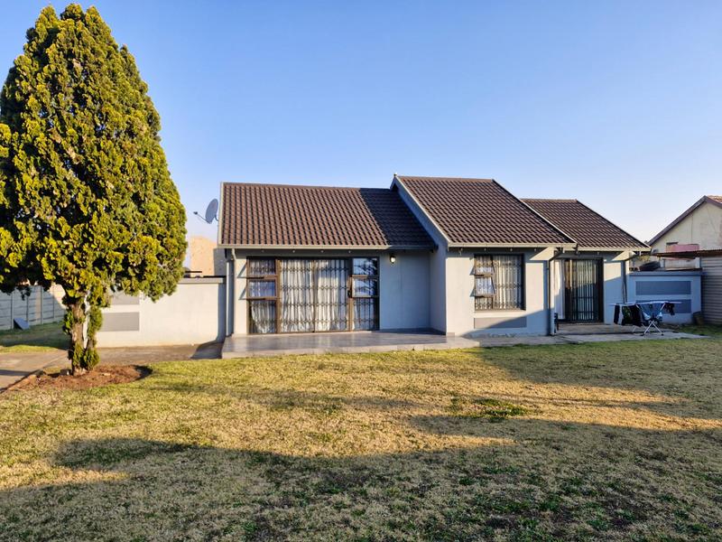 3 Bedroom Property for Sale in Terenure Gauteng
